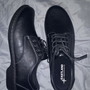 Eastland Walking Shoe Never Worn